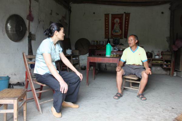 与走访学生父母谈心