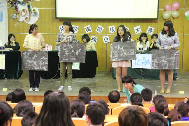 选手展示实验装置设计